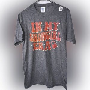 NWT “In My Showgirl Era” Graphic T-Shirt Gray Sparkle Font Sz Small